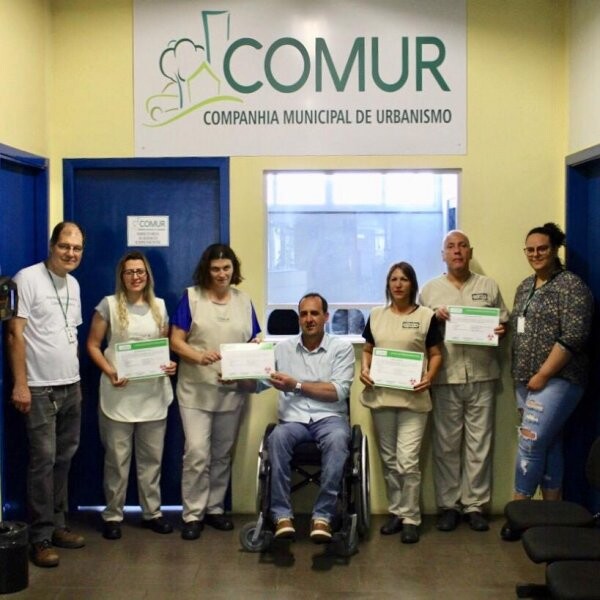 colaboradores-recebem-certificados-apos-curso-de-capacitacao-em-biosseguranca