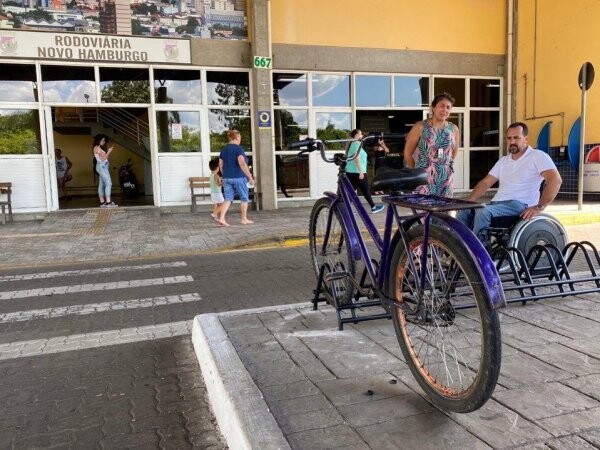 bicicletario-e-instalado-para-comodidade-dos-usuarios-da-rodoviaria