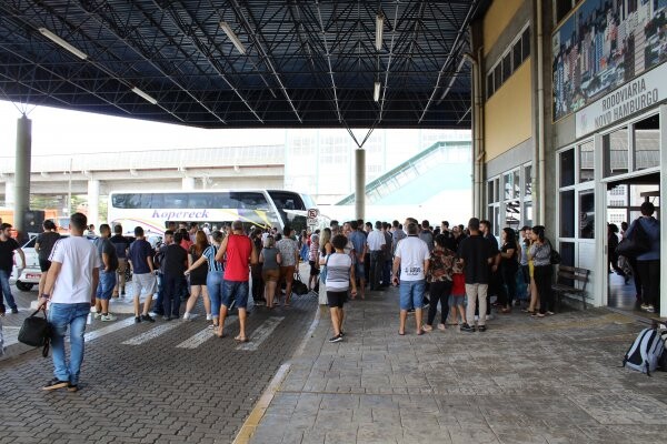 quarta-feira-de-cinzas-movimentada-na-estacao-rodoviaria-normelio-stabel